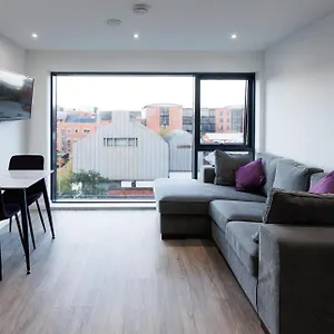 Charming 2br In The Heart Of Belfast